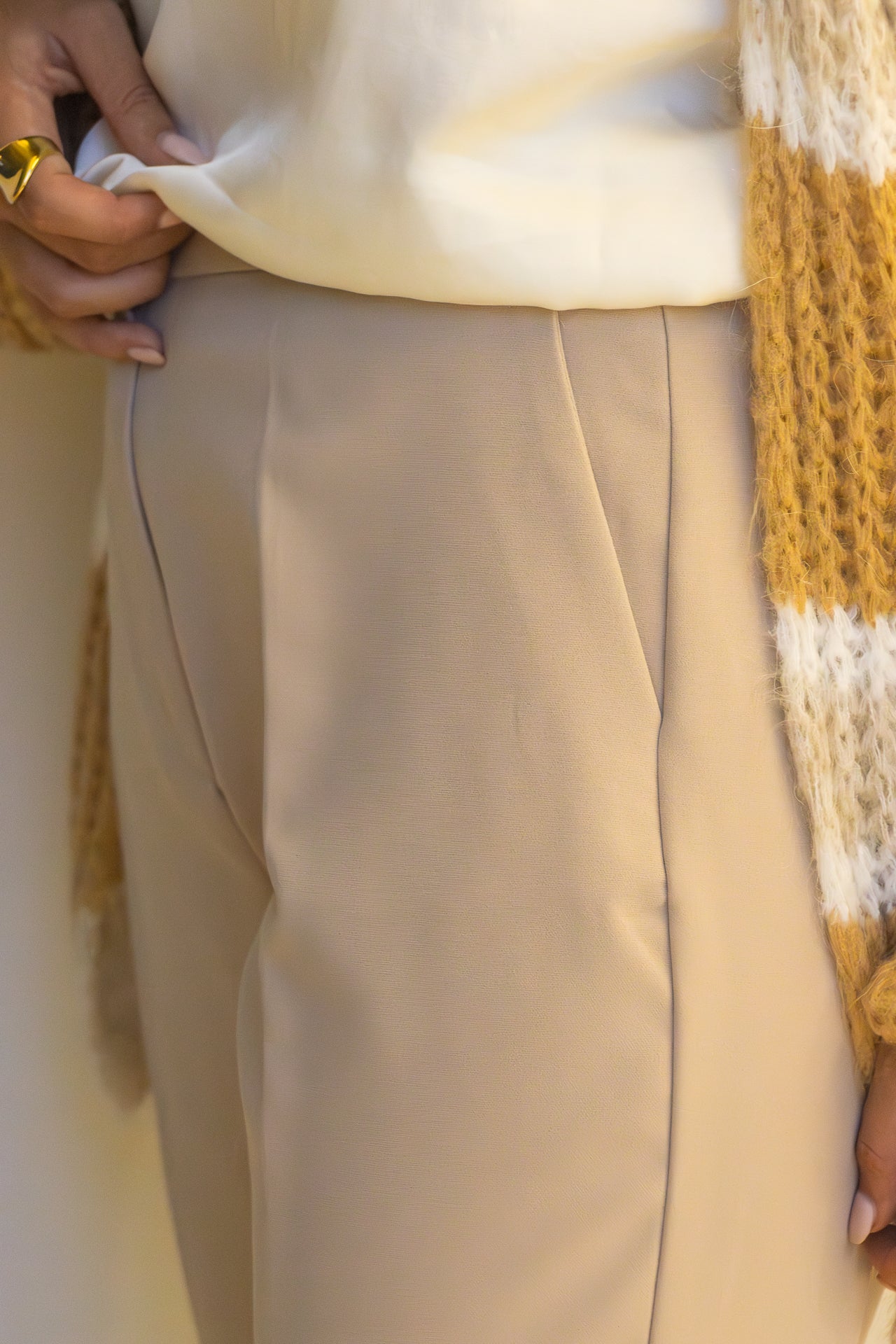 Beige geklede broek