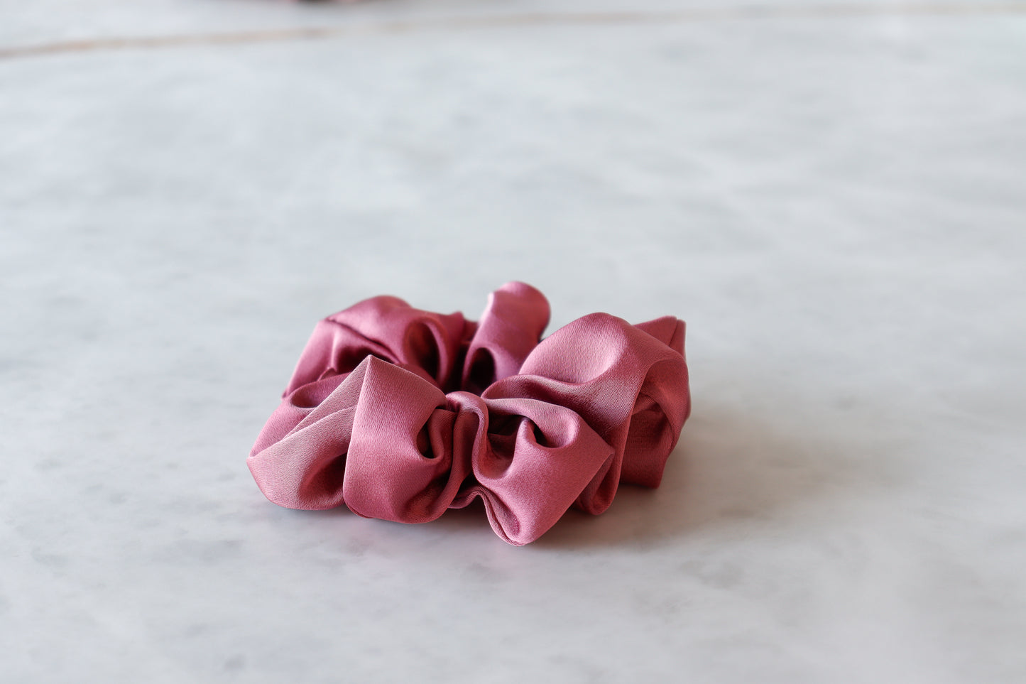 Donkerpaarse Scrunchie - Bélice - Belice - Bélice Goes Out - Paars -Accessoires - Scrunchie - Lente