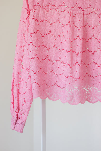 Roze blouse met bloemendetail