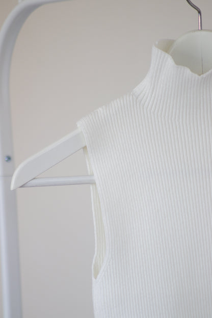Witte Turtleneck zonder mouwen