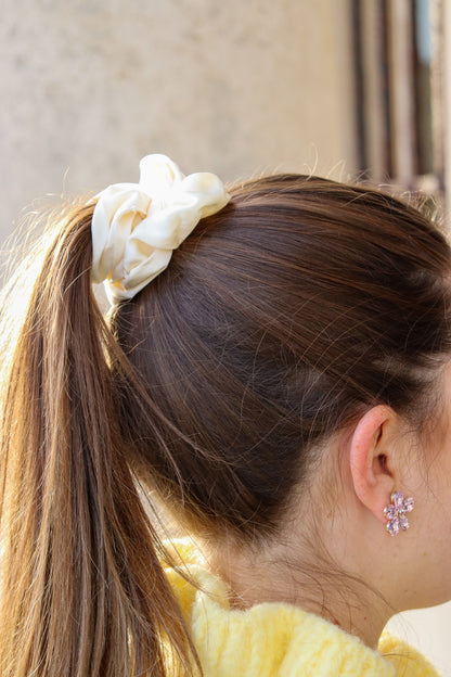 Beige scrunchie